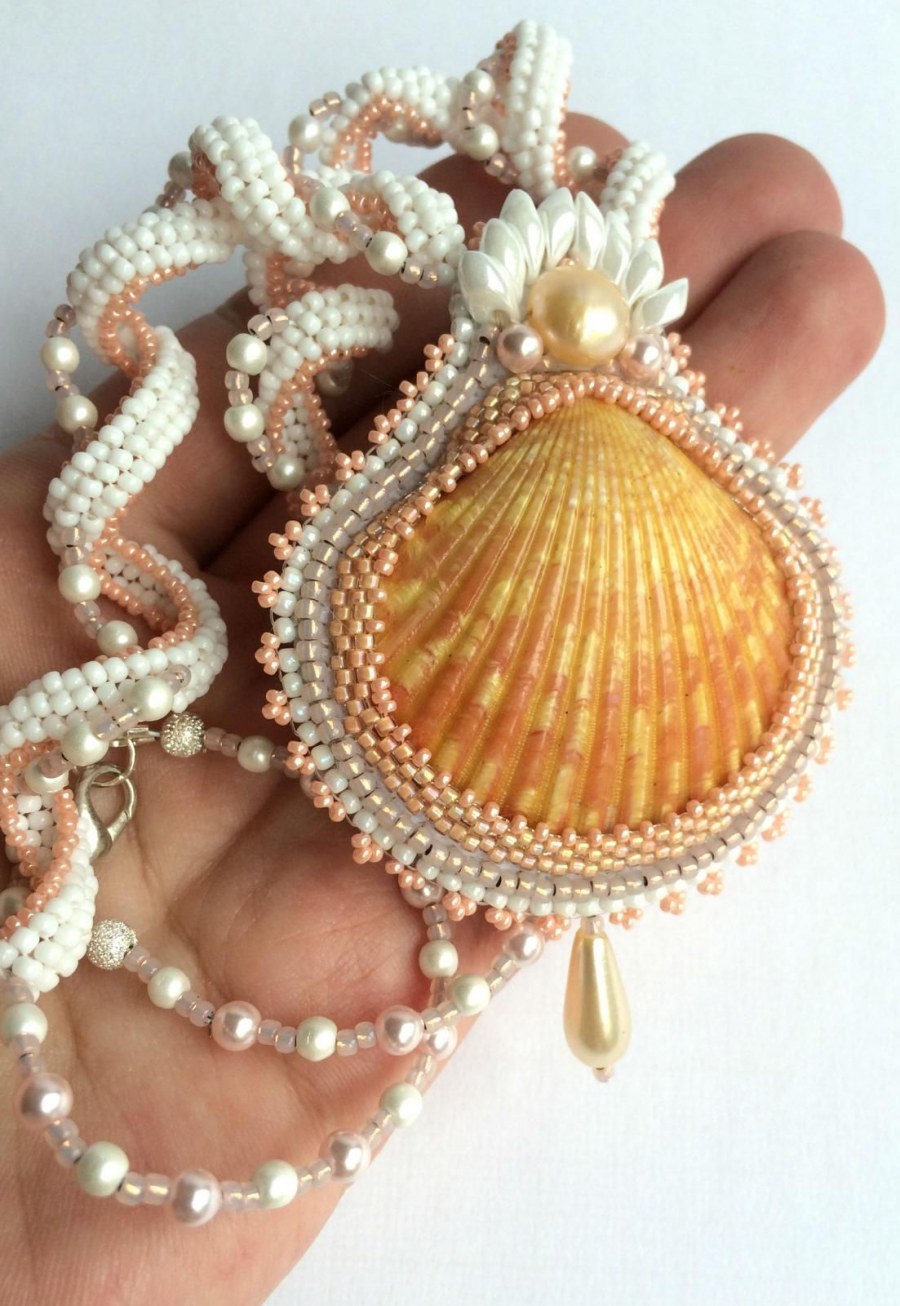 Бижутерия из ракушек