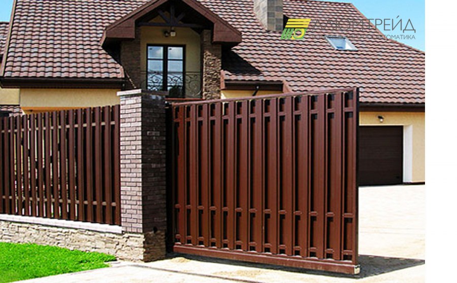 Ворота 4500 откатные профнастил