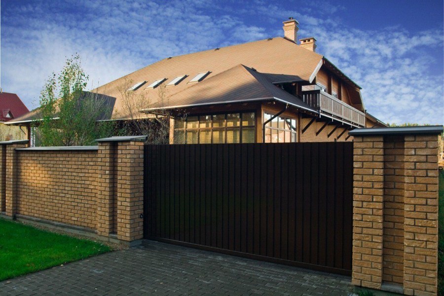 Забор для коттеджа