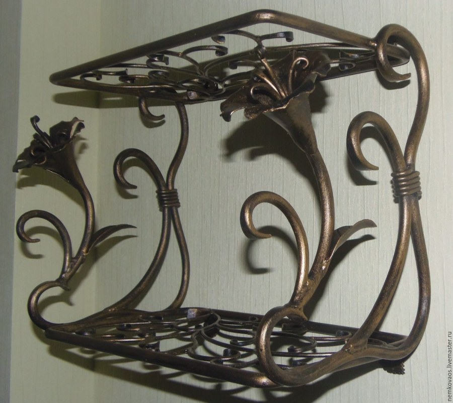 Декоративные изделия из металла