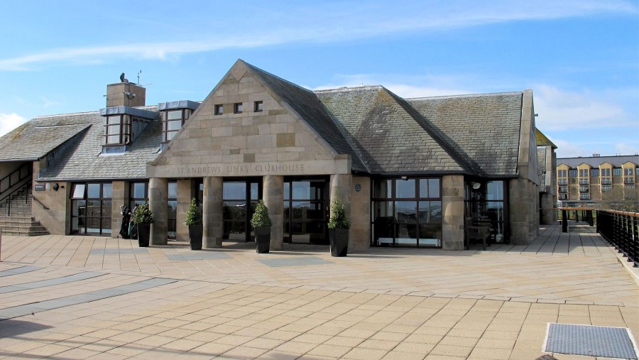 Первый Clubhouse