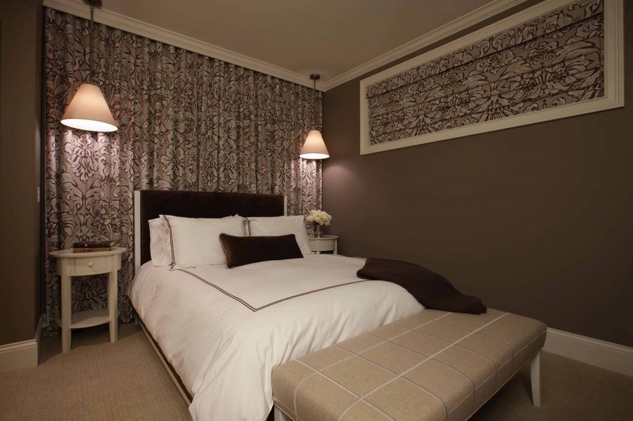 Спальня в комнате без окон