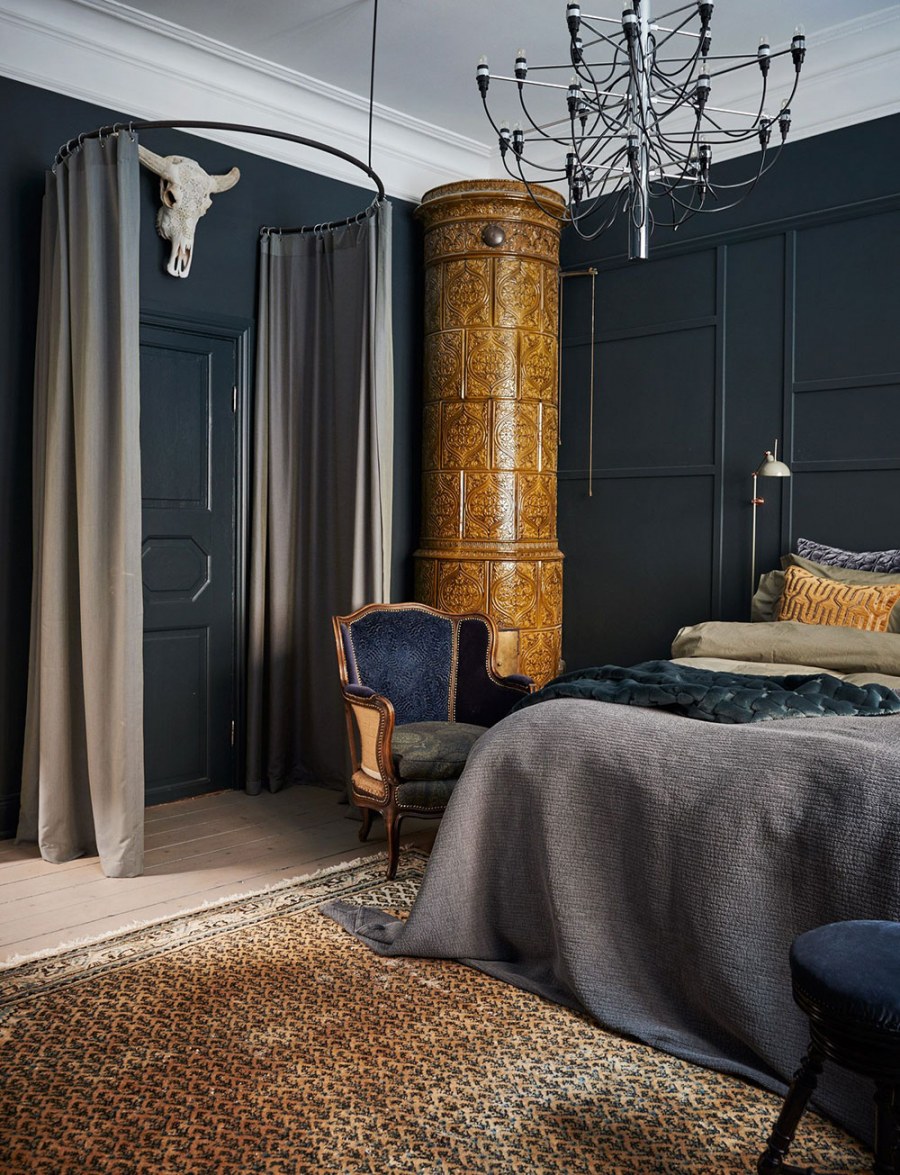 Спальня в скандинавском стиле темная