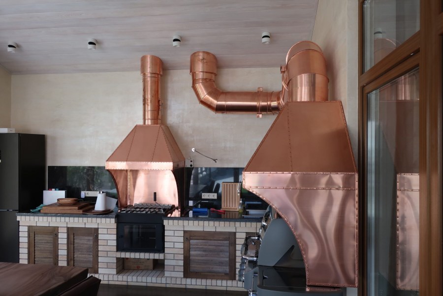 Дом с медной крышей