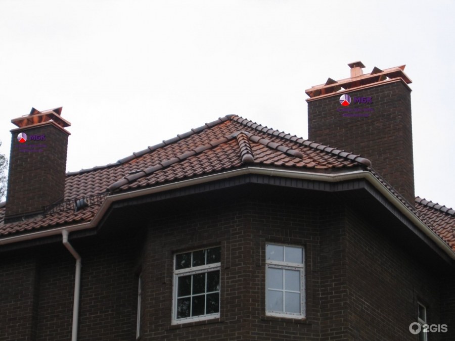 Дом с медной крышей в майнкрафт