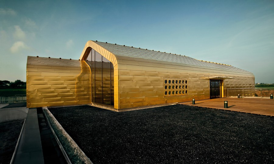 Фальцевая кровля архитектура