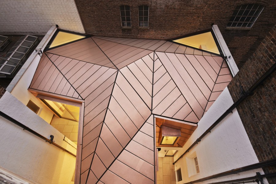 Медь в архитектуре