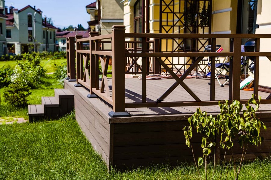 Красивые ограждения для террасы