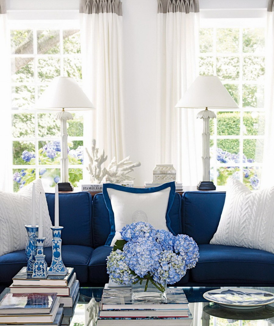 Бело синий интерьер