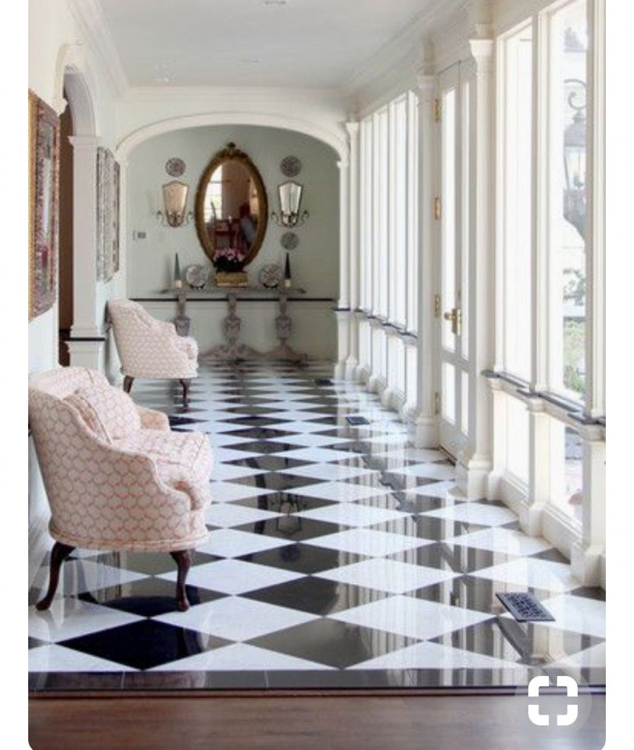 Плитка в Холл