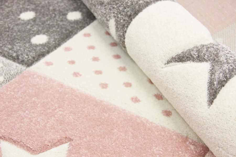 Картины с пионами в интерьере