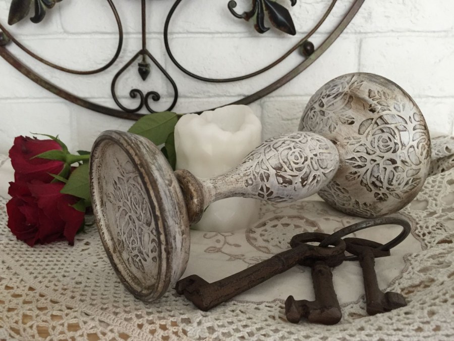 Винтажный подсвечник