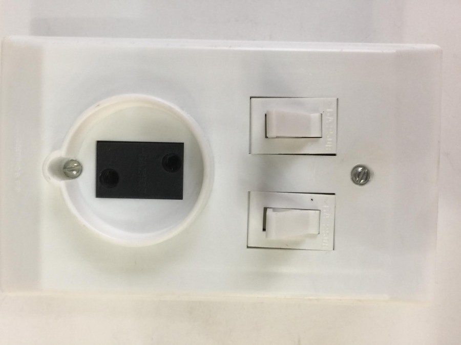 Вставка розетка 09140173101