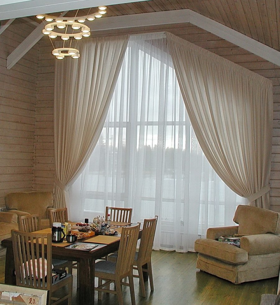 Шторы в загородномьдоме