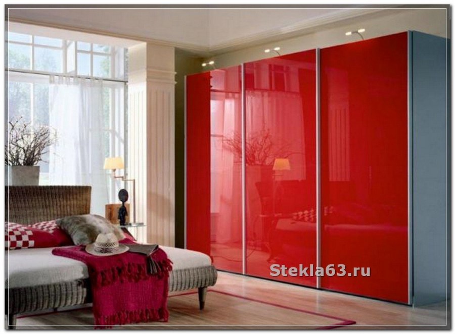 Шкаф купе стекло лакобель