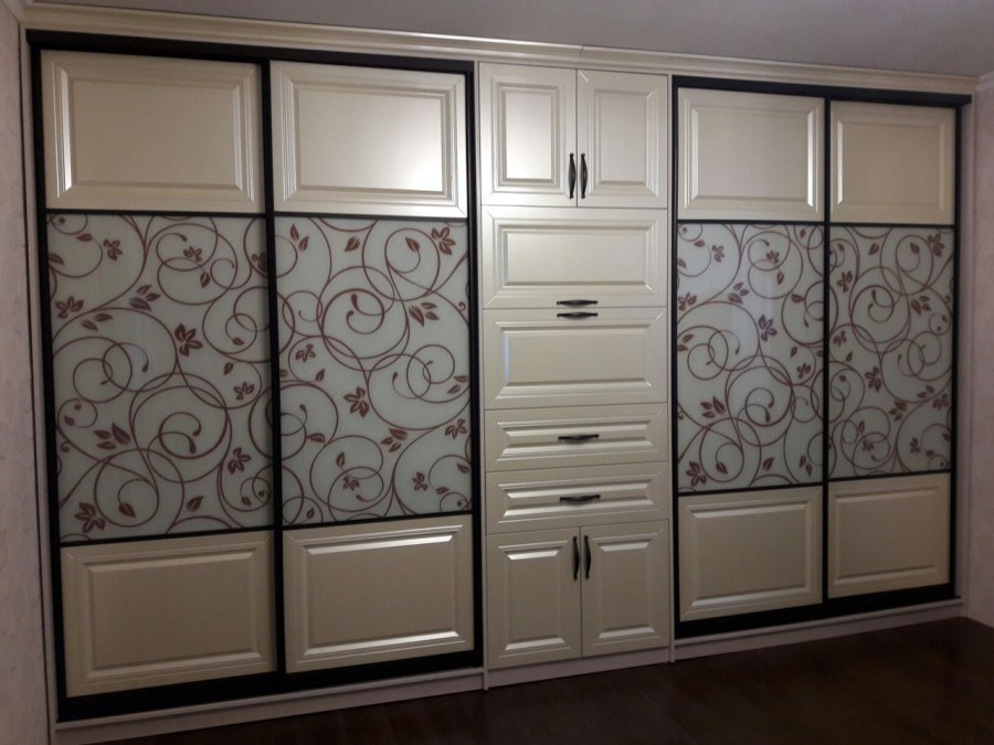 Фасады для шкафов купе