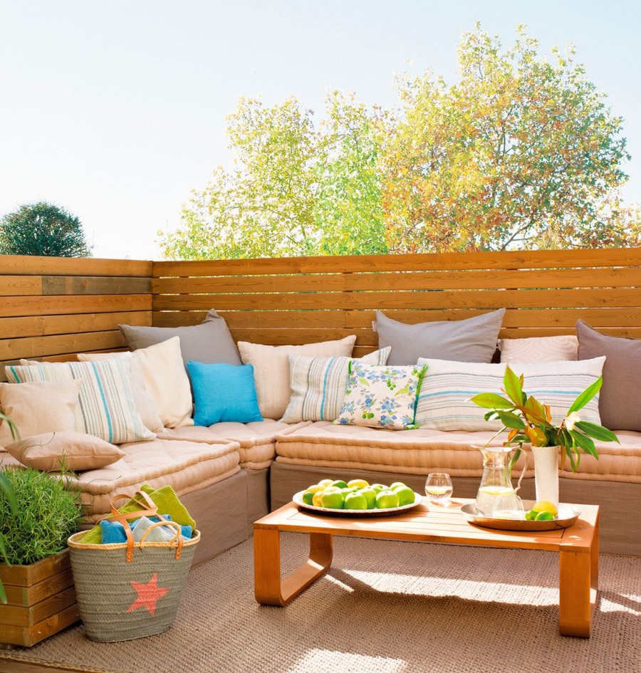 Лаунж зона с кострищем