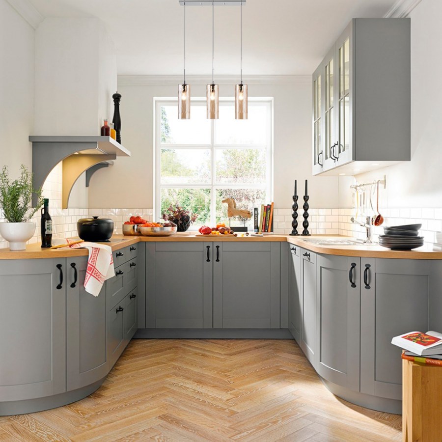 Угловая кухня икеа в интерьере