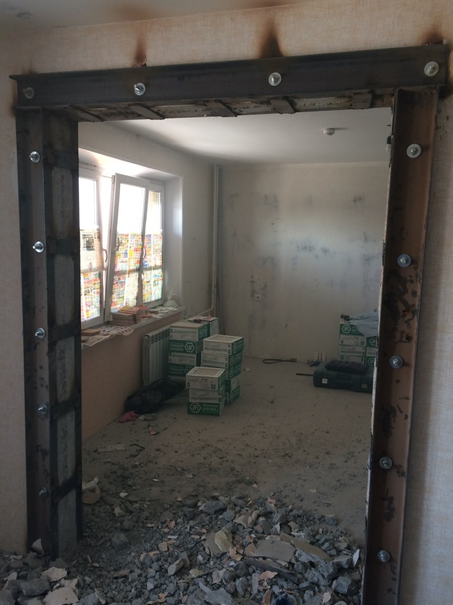 Демонтаж дверного проема