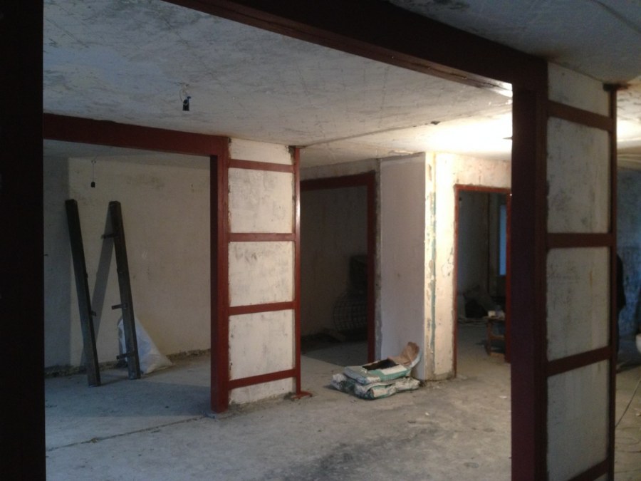 Резка дверных проемов