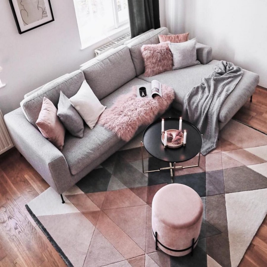 Пудровый цвет в интерьере