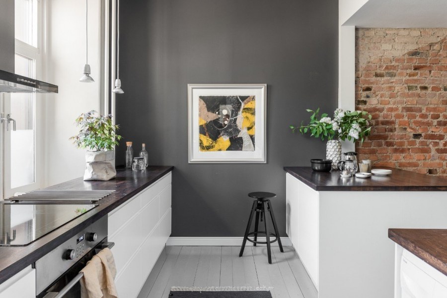 Серые стены на кухне