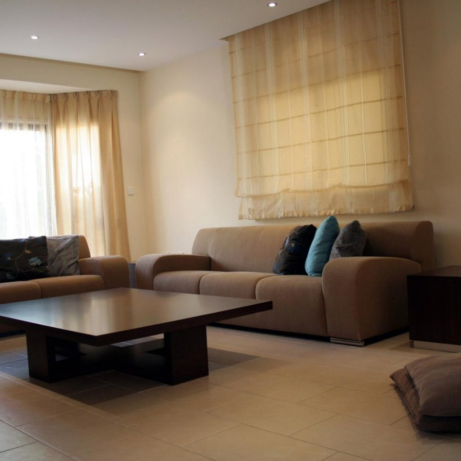 Освещение в гостиной с натяжным потолком