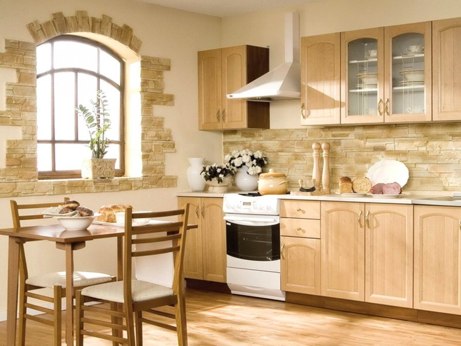 Бежевая кухня Кантри
