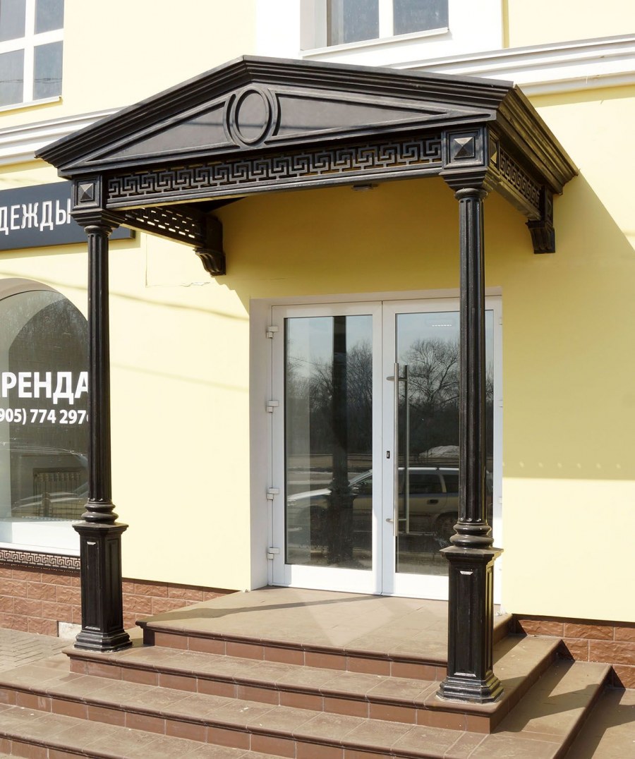 Высокое крыльцо для частного дома