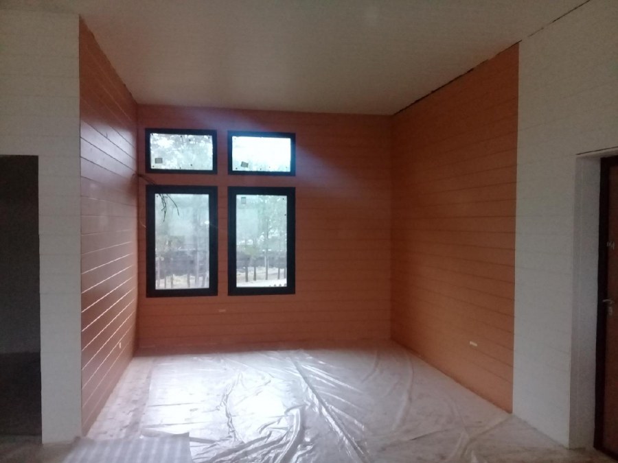 Необычный корпус уличный