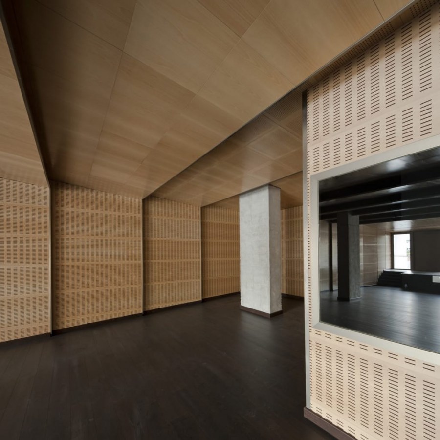 Volans каменный шпон