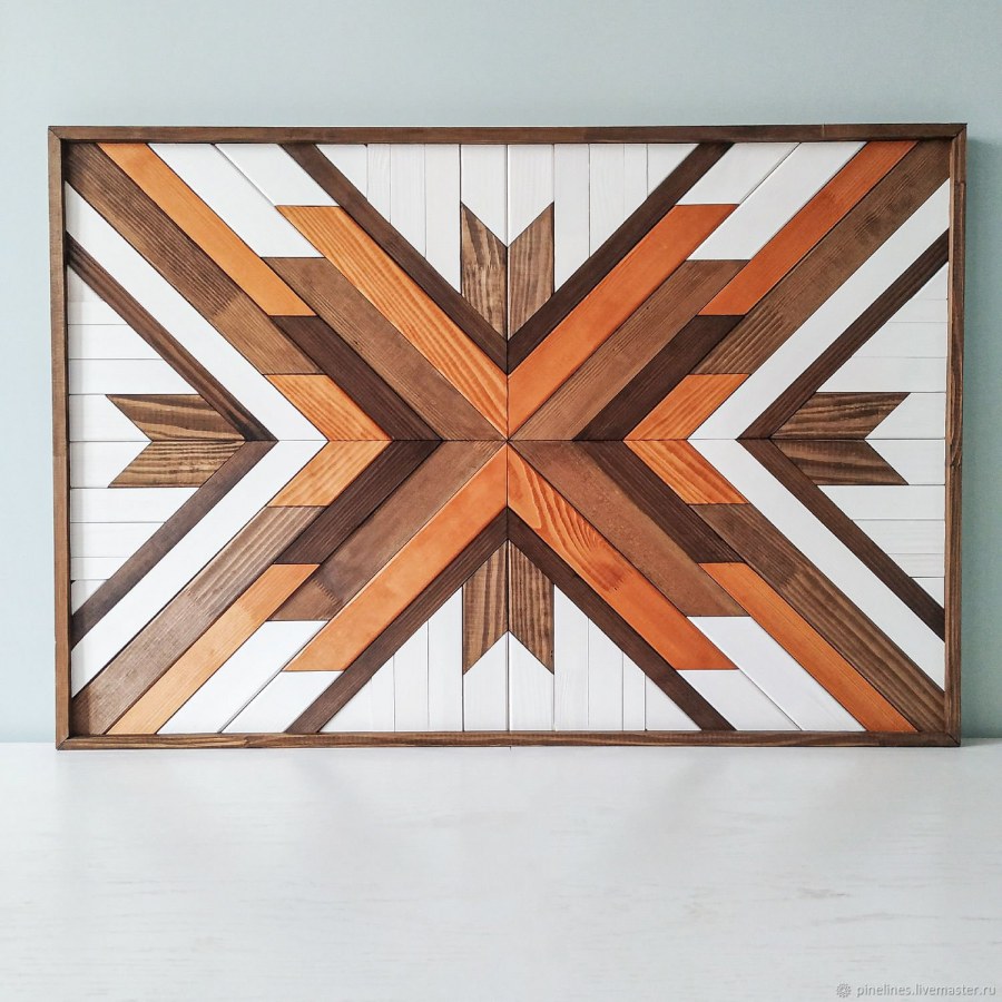 Декоративное деревянное панно