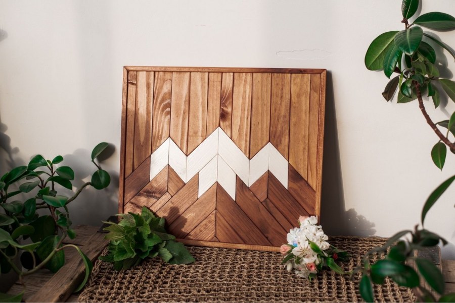 Деревянное панно на стену