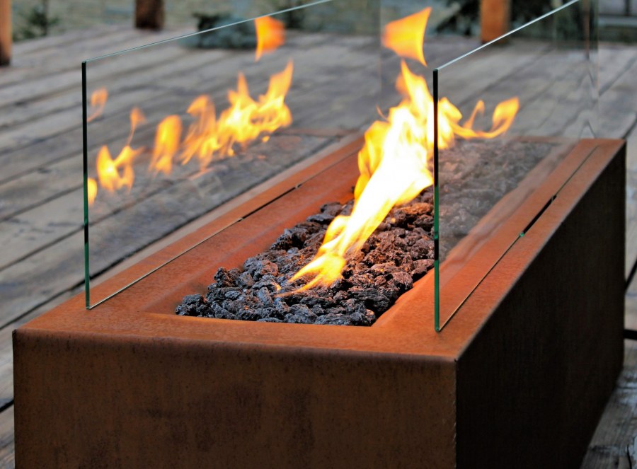 Стол-камин газовый