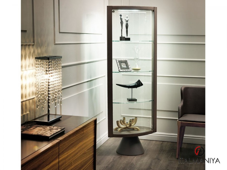 Cattelan Italia витрина