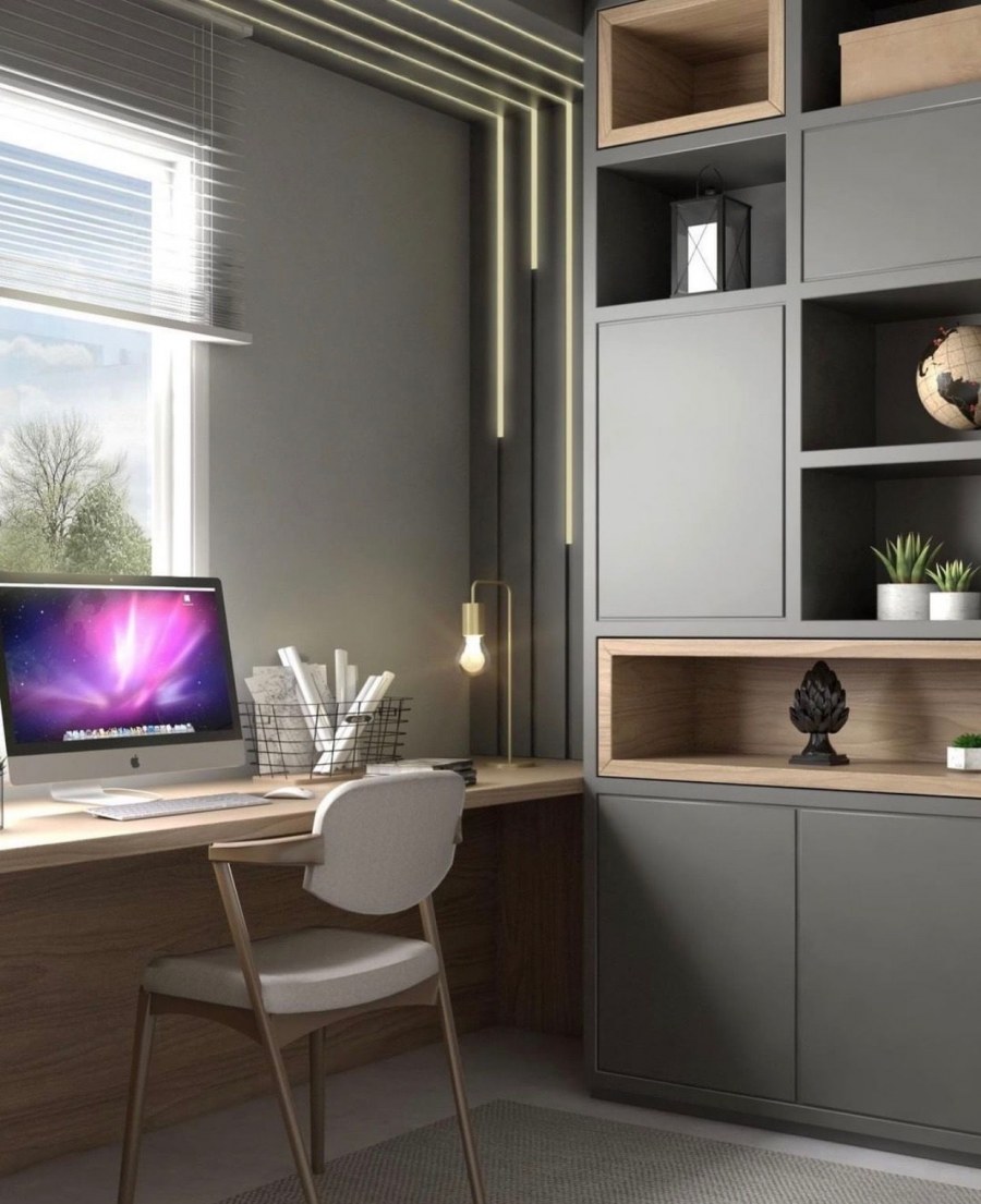 Рабочее место в шкафу