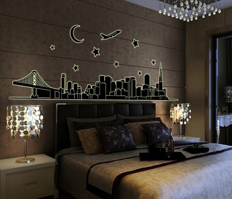 Декор на стену с подсветкой