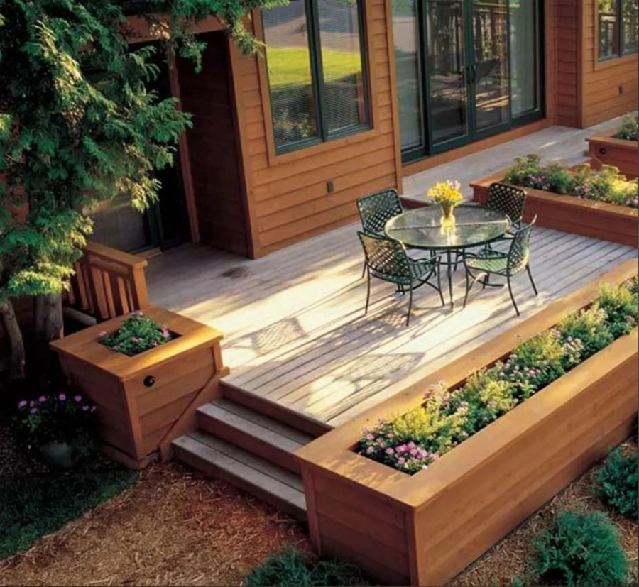 Терраса в саду