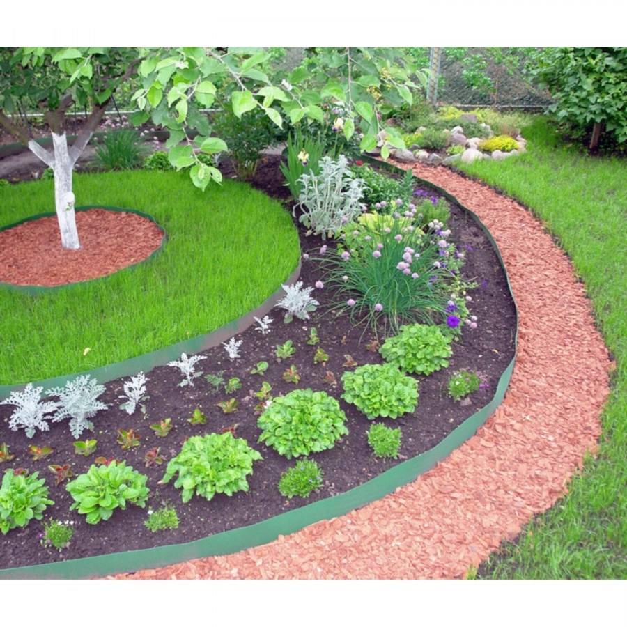 Цветник с бордюрной лентой