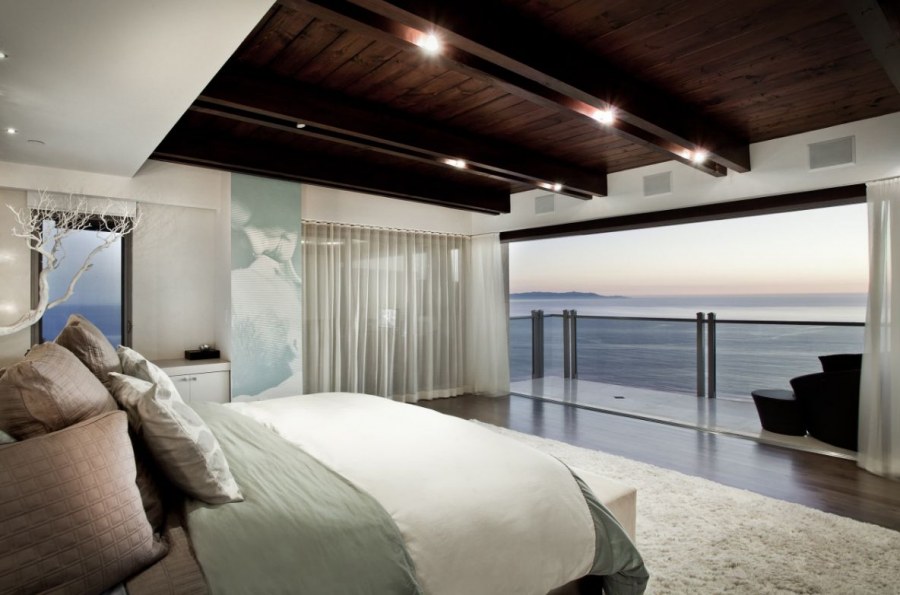 Потолок в современном стиле