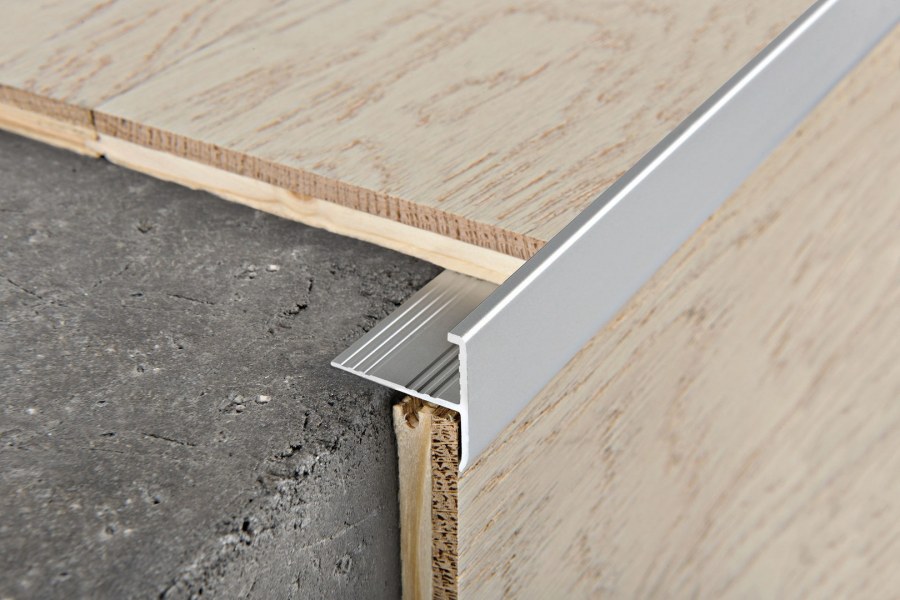 Плинтус алюминиевый Mini Ligron