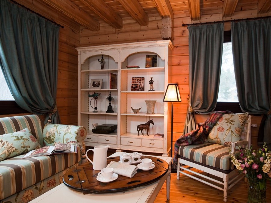 Гостиная в деревенском стиле