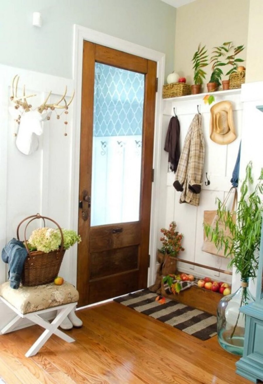 Декор в прихожей идеи
