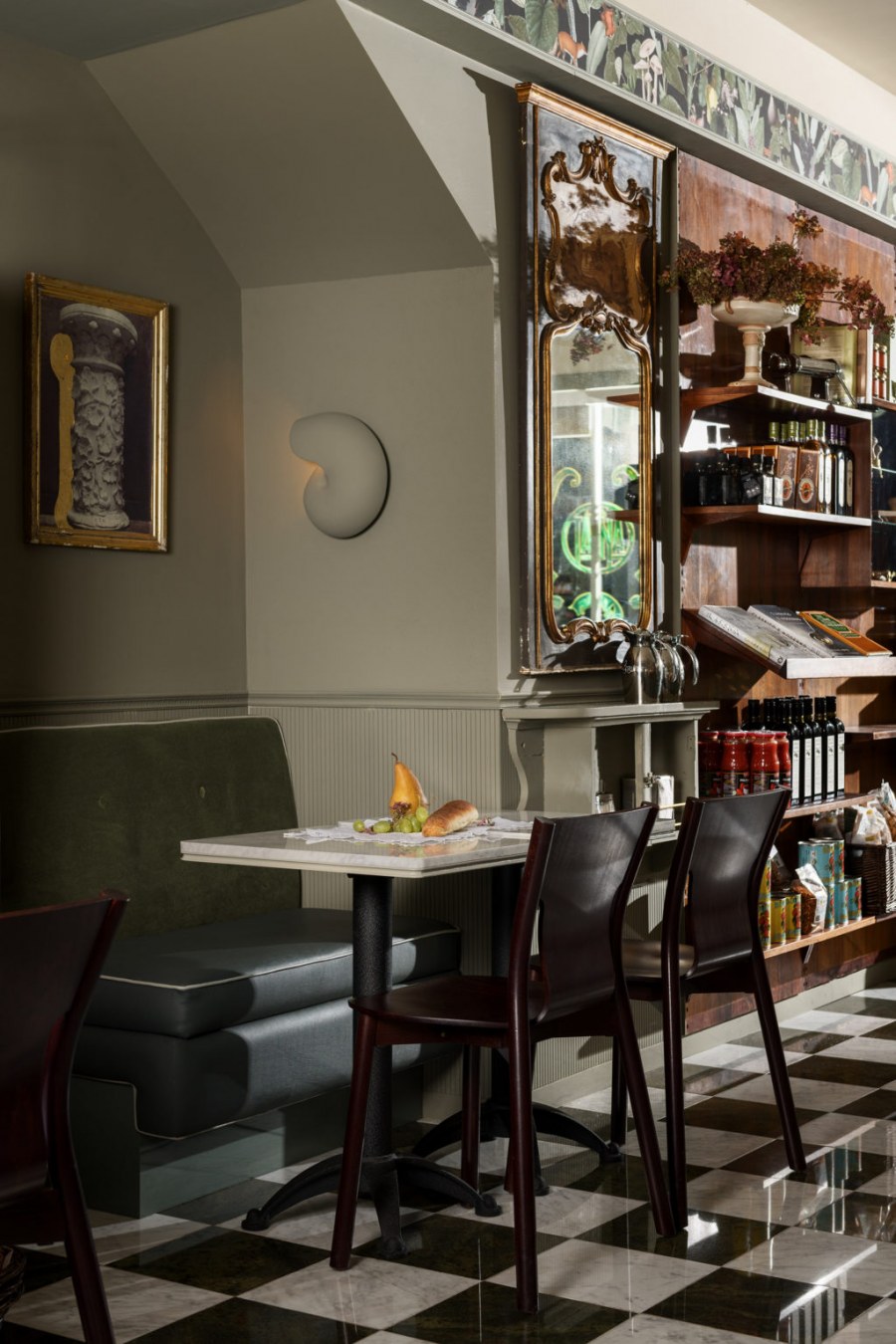 Интерьер кафе