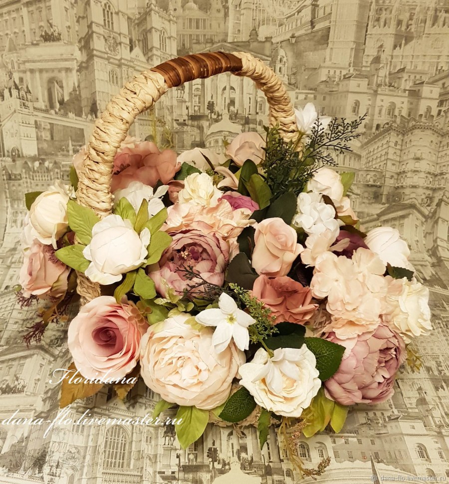 Композиция из орхидей