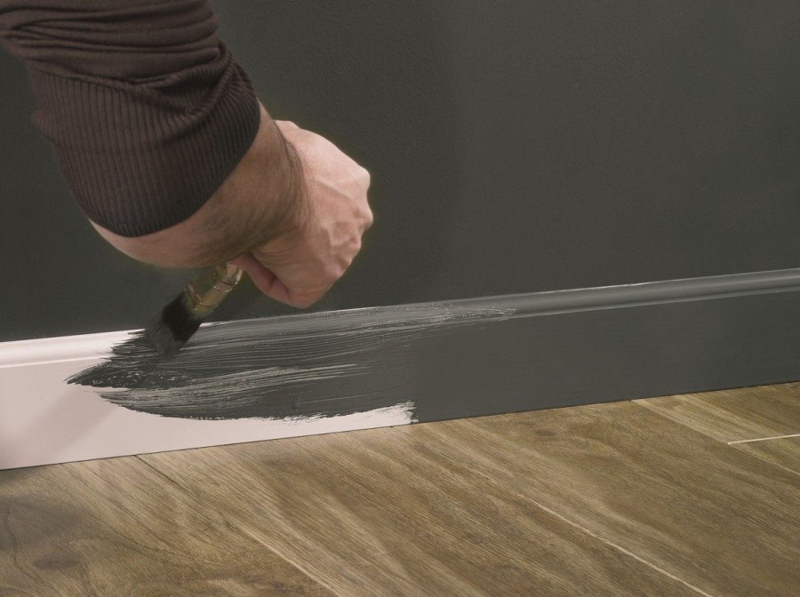 Плинтус PROSKIRTING line progress profiles