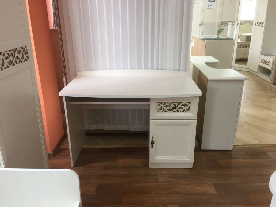 Шкаф для одежды Ливадия л-6