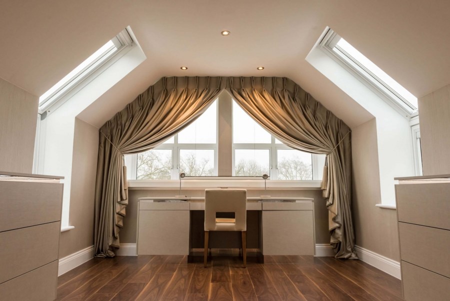 Треугольные мансардные окна