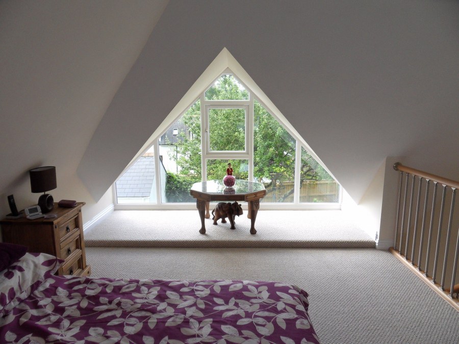 Вертикальные жалюзи на мансардные окна