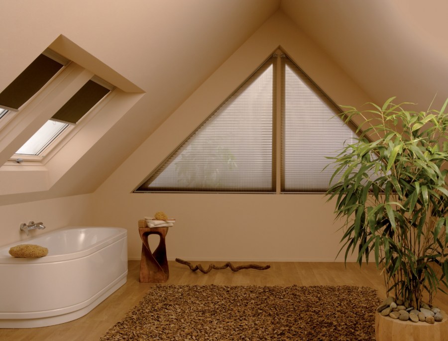 Деревянный дом с панорамными окнами